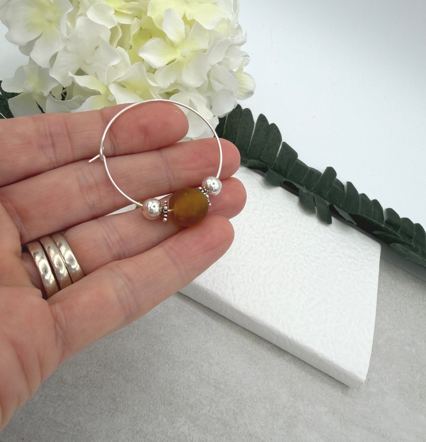Hoop Earrings with Brown Recycled Glass Beads and Sterling Silver Beads CHE-523
