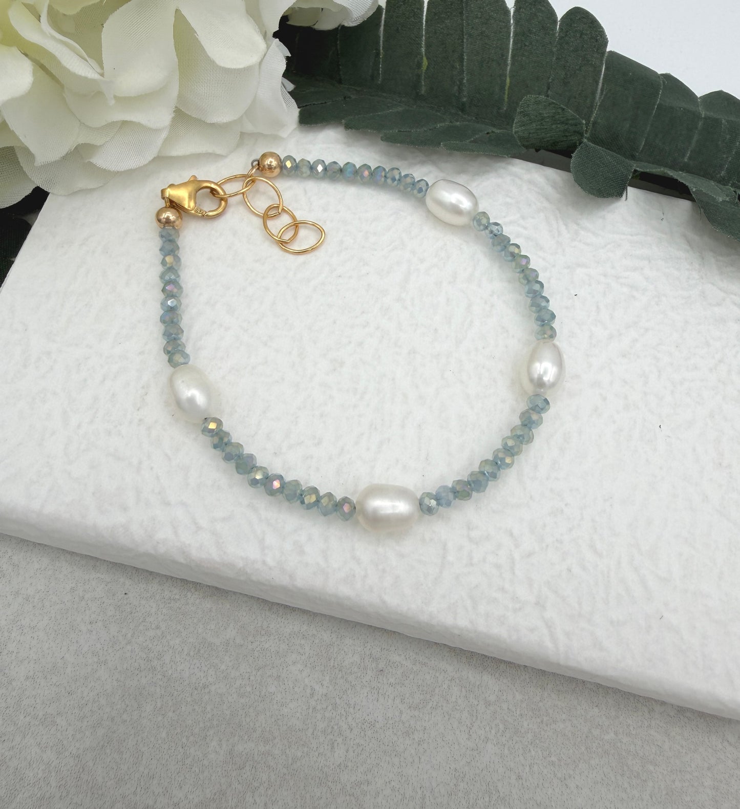 Bracelet with Blue Crystal Beads, Pear Shaped Pearls and Gold Filled GBNB-9