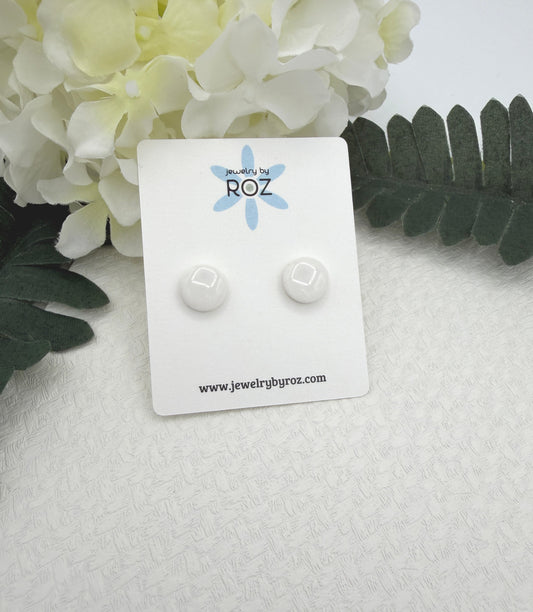 Stud Earrings Made with White Polymer Clay Circles and Sterling Silver Posts PCE-1054