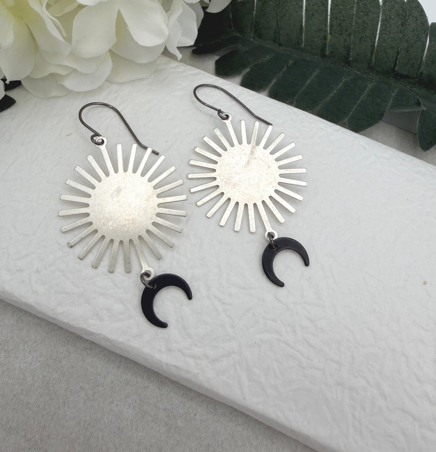 Earrings with Silver Plated, Stars, Oxidized Brass Crescent Moons   SBRE-72