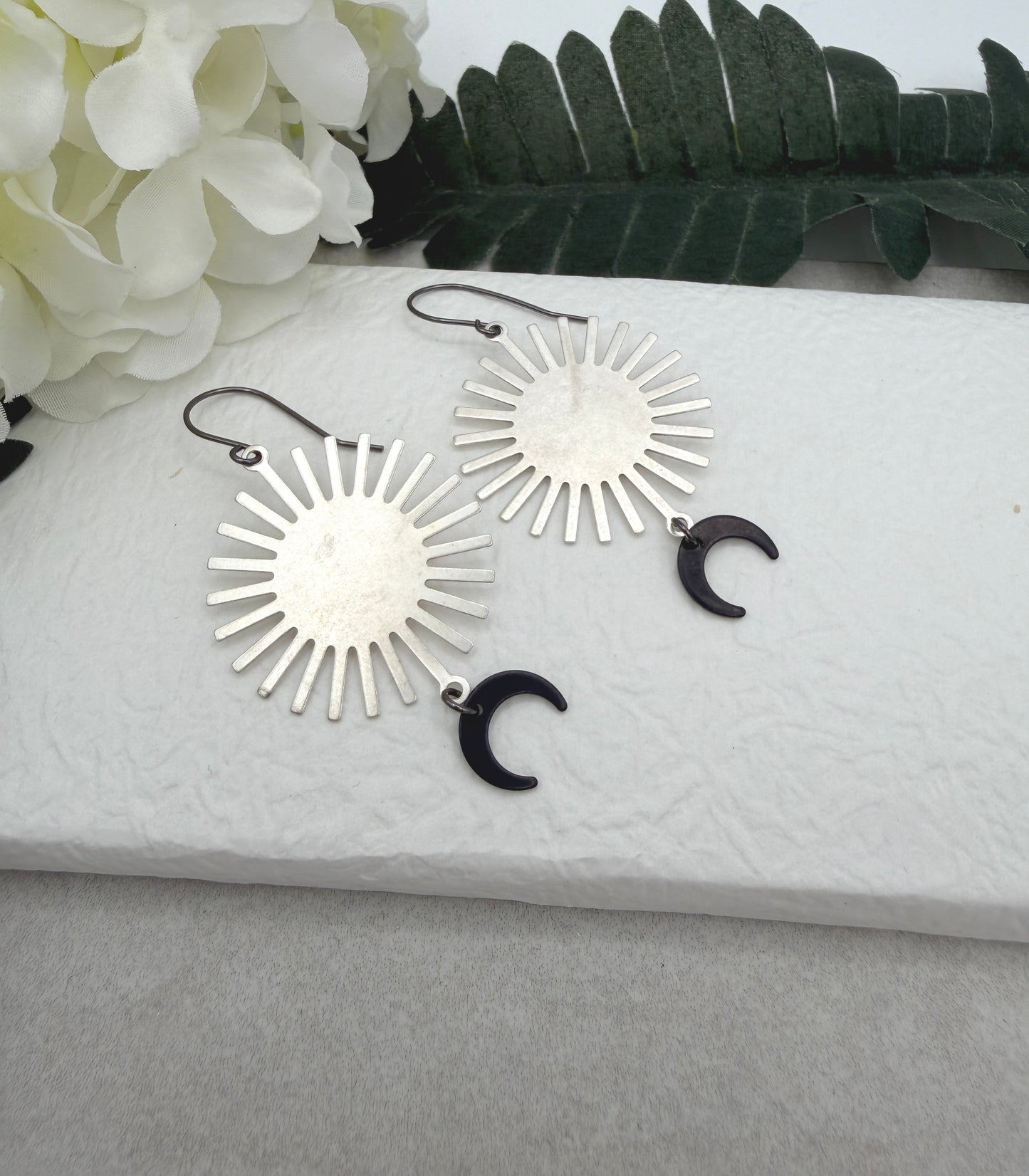 Earrings with Silver Plated, Stars, Oxidized Brass Crescent Moons   SBRE-72