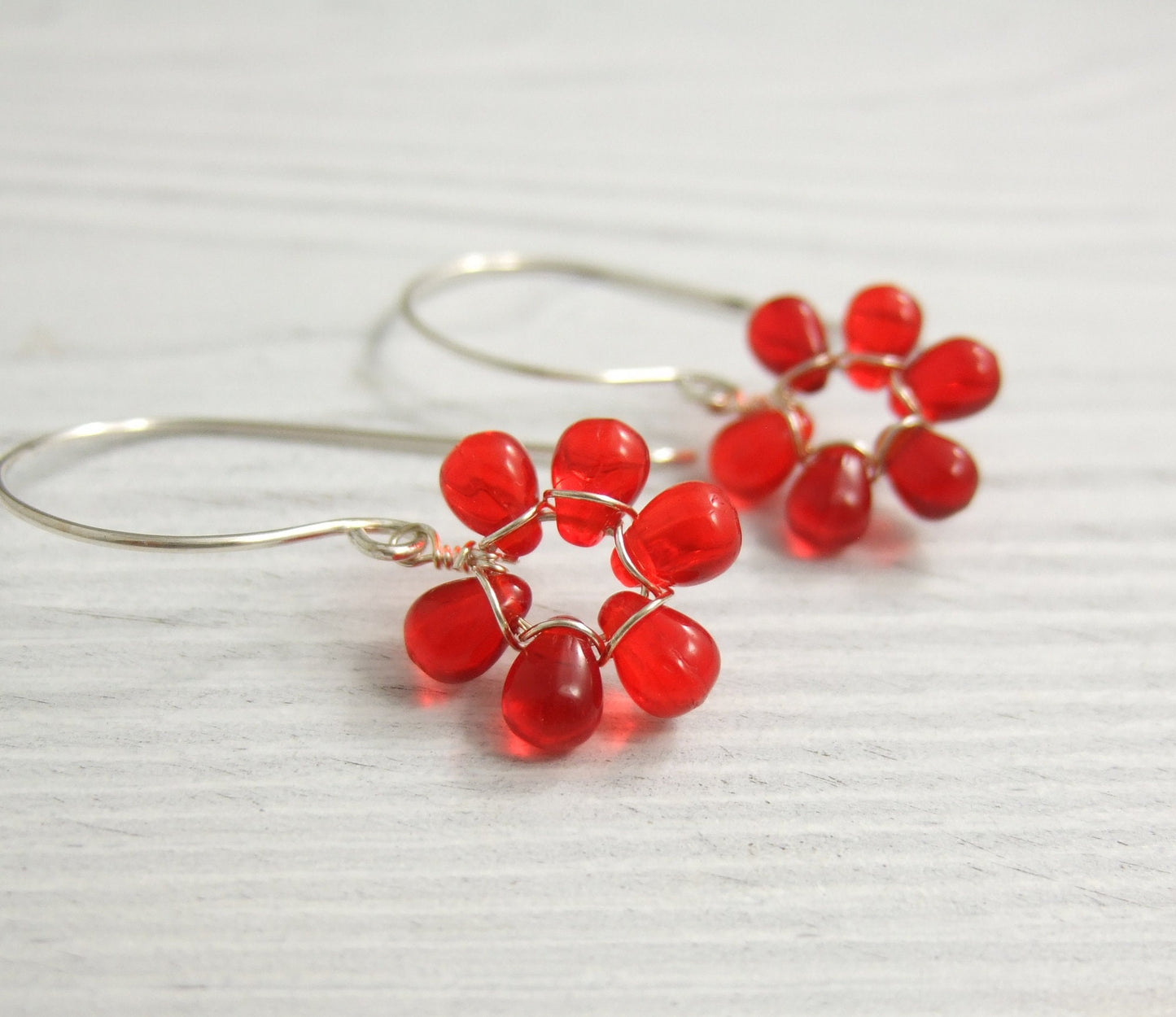 Earrings with Tiny Red Glass Teardrop Flowers FE-28