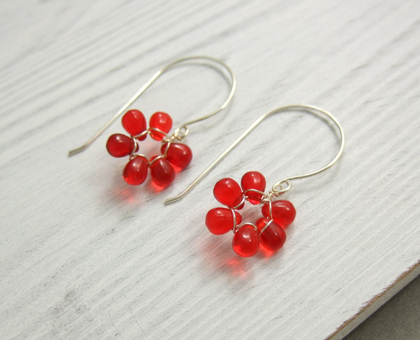 Earrings with Tiny Red Glass Teardrop Flowers FE-28